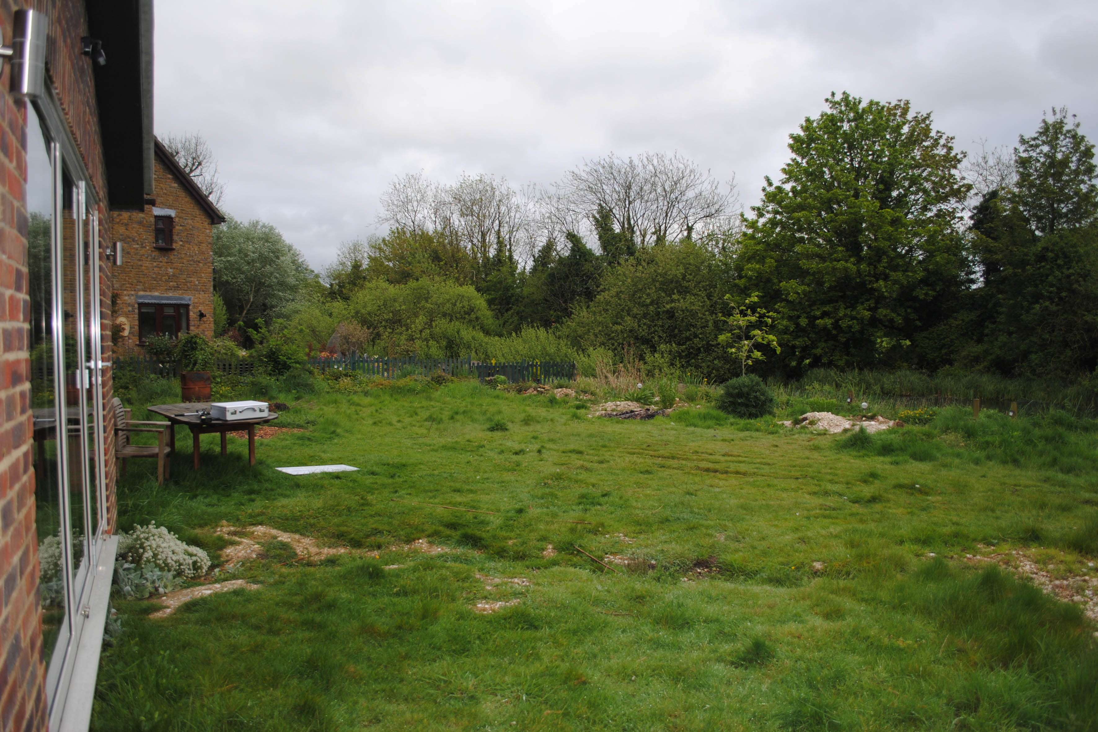 old-basingstoke-garden